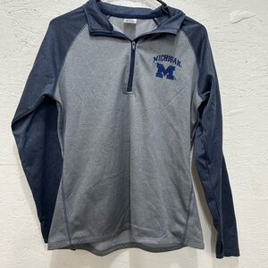 Knights Apparel Gray and Navy Women's Pullover Top - Size Large (12-14)